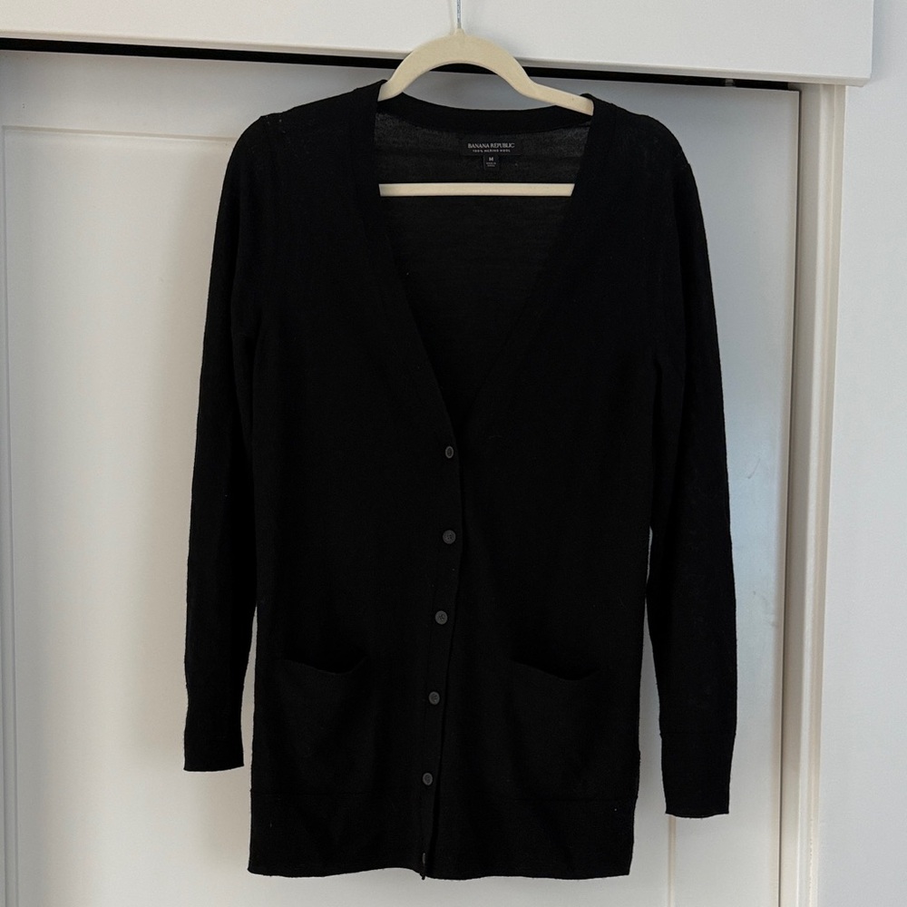 Banana Republic 100% Merino Wool Black Cardigan Sweater
